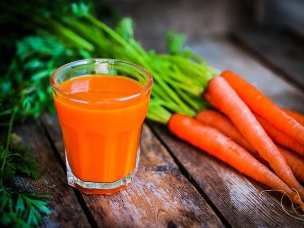 Морковный сок, польза и вред для здоровья человека