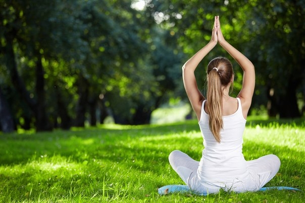 5 поз в йоге, которые помогут избежать травм в процессе работы массажиста.