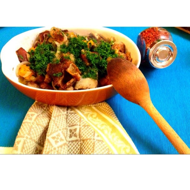 Полезный и вкусный ужин для всей семьи : "Мясо на тыквенной подушке " Полезный и вкусный ужин для всей семьи : "Мясо на тыквенной подушке "